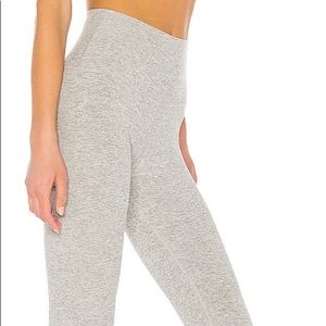 Aritzia TNA leggings